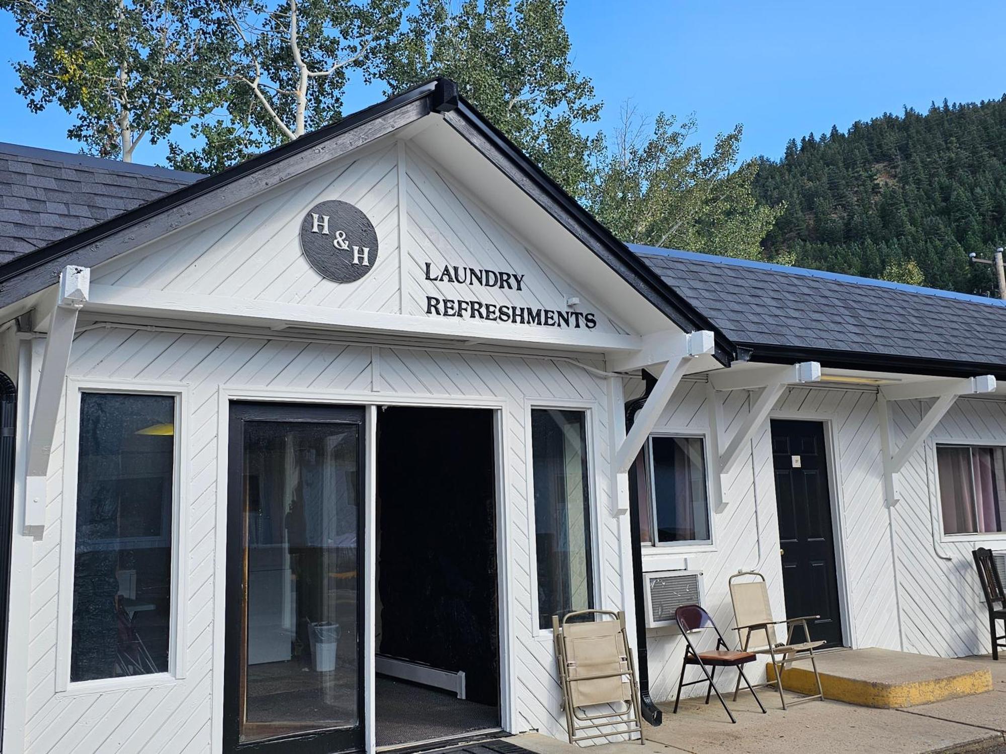 H&H Motor Lodge Idaho Springs Exterior photo