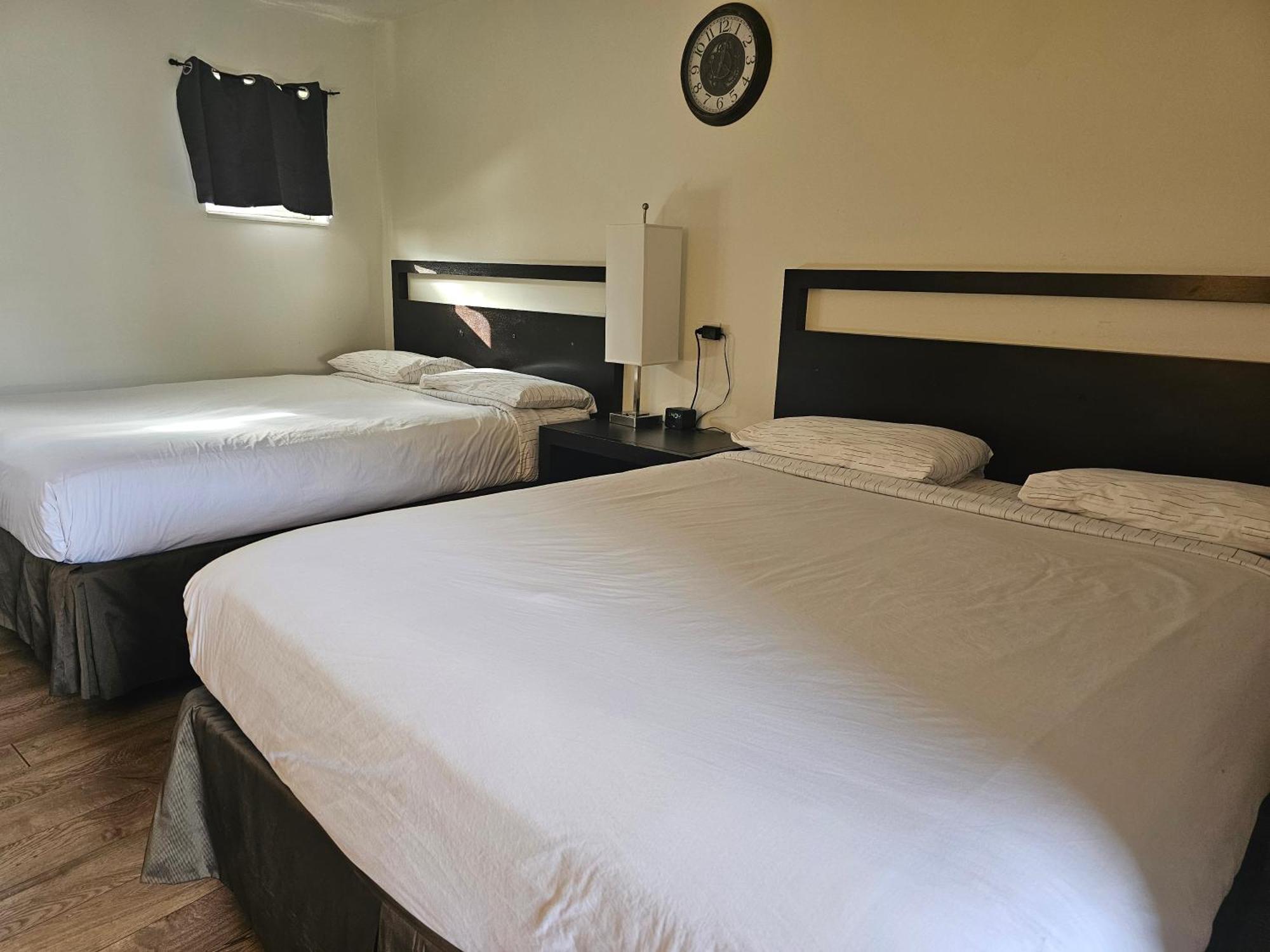 H&H Motor Lodge Idaho Springs Exterior photo
